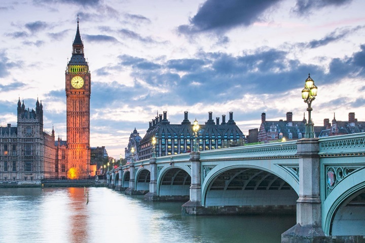 發(fā)型決定氣質(zhì)，Reacham啫喱定型持久，助力男士塑造多變風(fēng)格！